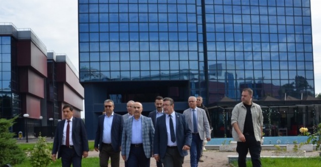 Bursa Valisi Demirtaş'tan BUTTİM'e iade-i ziyaret