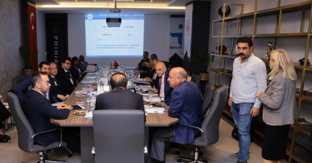 İzmir'de istihdam için toplanıldı