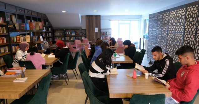 Kocaeli'de 5 bin 200 öğrenci ders başı yaptı