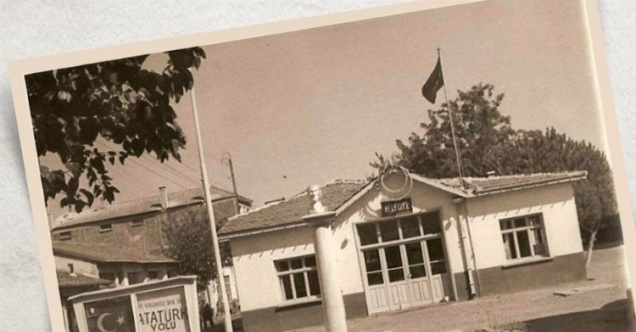 Kayıp anıt ilk yerine taşınıyor... Çiğli'de 'Devrim İçin 1935' anıtı orjinal yerini alacak