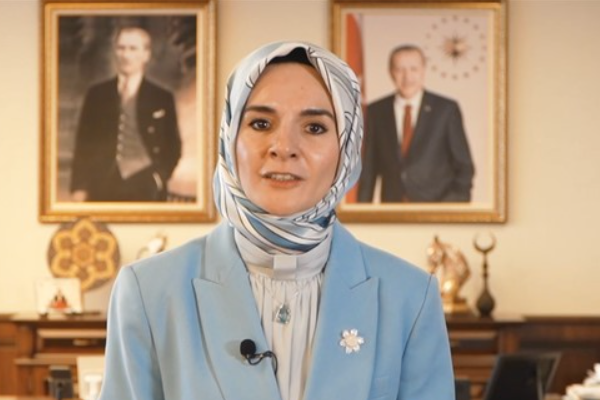 Bakan Göktaş, gazilerle bir araya geldi