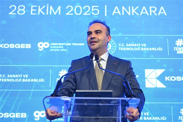 Bakan Kacır, Ardventure Teknoloji Geliştirme Merkezi'nin açılışını yaptı
