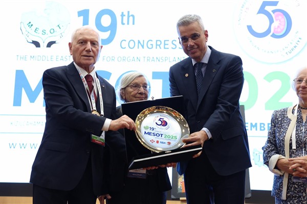 Bakan Memişoğlu: Türkiye nakil sisteminde dünyaya örnek bir ülke haline gelmiştir