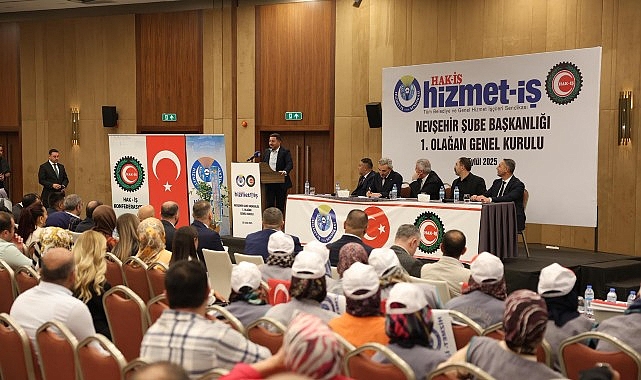 Başkan Arı, Hizmet-İş Nevşehir Şubesi’nin Genel Kuruluna Katıldı