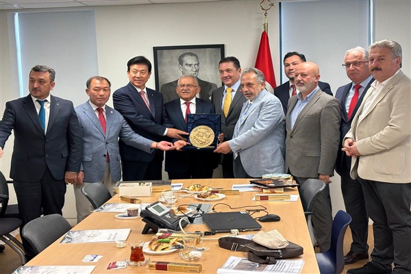 Başkan Büyükkılıç’tan Güney Kore’de dostluk ve iş birliği ziyaretleri