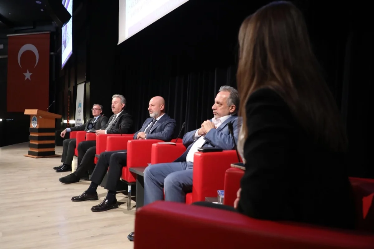 Başkan Palancıoğlu, Melikgazi’nin Kentsel Dönüşüm Projelerini Tanıttı