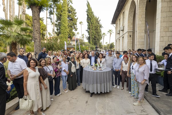 Başkan Seçer, 'Mersin Dokumaları Kıyafet Sergisi'ne katıldı