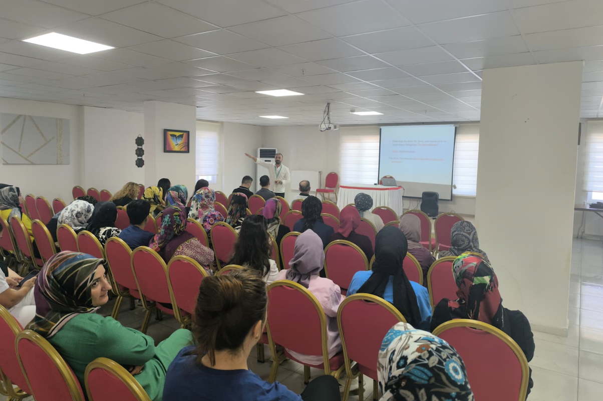 Batman’da gençlik spor personeline ruh sağlığı eğitimi