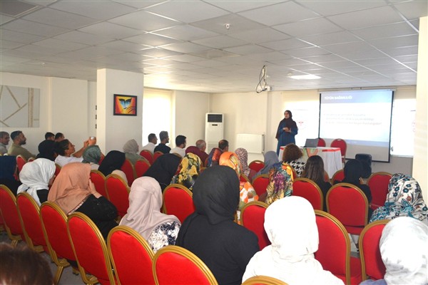 Batman’da “Sigarayı Bırakma Danışmanlığı” semineri