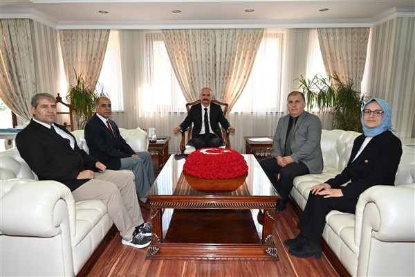 Batman PTT heyetinden Vali Canalp'e ziyaret