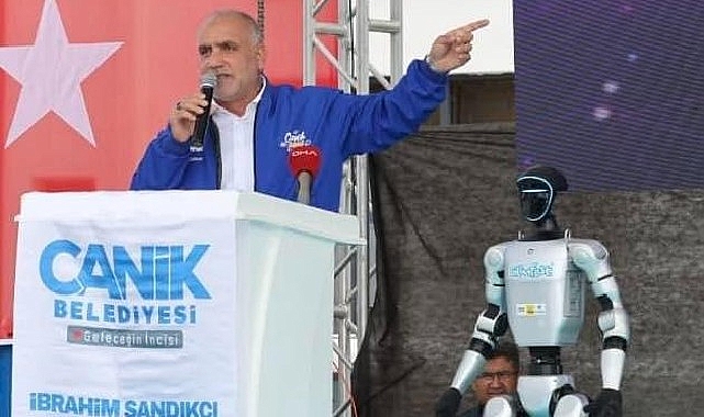 Canik Belediyesi'nden Rekor: CANİKFEST’te 131.624 Kişi Yapay Zekâ Teknolojisiyle Tanıştı 
