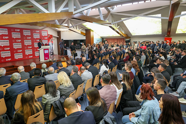 CHP’den Eskişehir’de “Her Gencin Hakkı” paneli