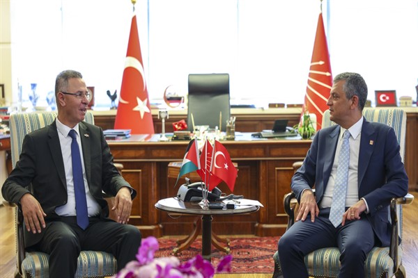 CHP Genel Başkanı Özel, Filistin Büyükelçisi ile görüştü