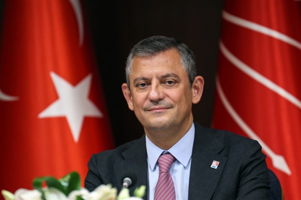 CHP Genel Başkanı Özel: Milletin yanındayız