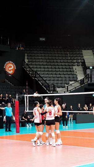 Denizli Büyükşehir’in Sultanları Sezona Zaferle Başladı