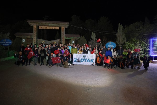 Eskişehir'de Avrupa Hareketlilik Haftası kapsamında gece yürüyüşü düzenlendi