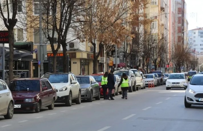Eskişehir’de Ücretli Park Dönemi Bitiyor