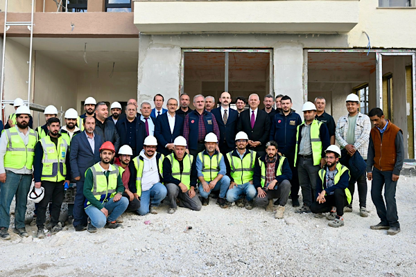 İçişleri Bakan Yardımcısı Karaloğlu, Malatya’daki konut ve afet çalışmalarını inceledi