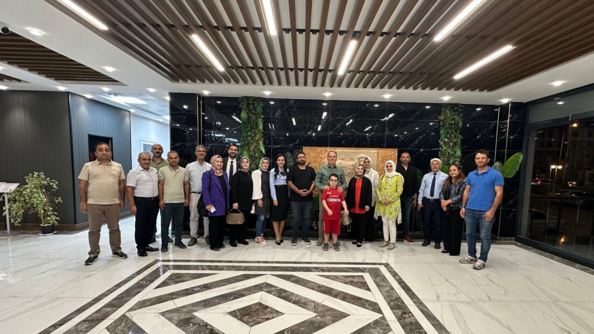 İl Milli Eğitim Müdürü Ali Tosun, öğretmenlerle bir araya geldi