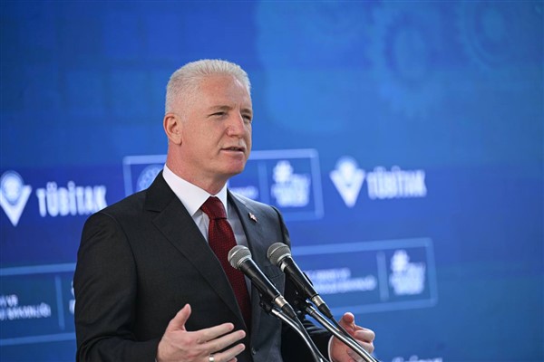 İstanbul Valisi Gül'den Kore gazisi Ahmet Akbulut için taziye ziyareti