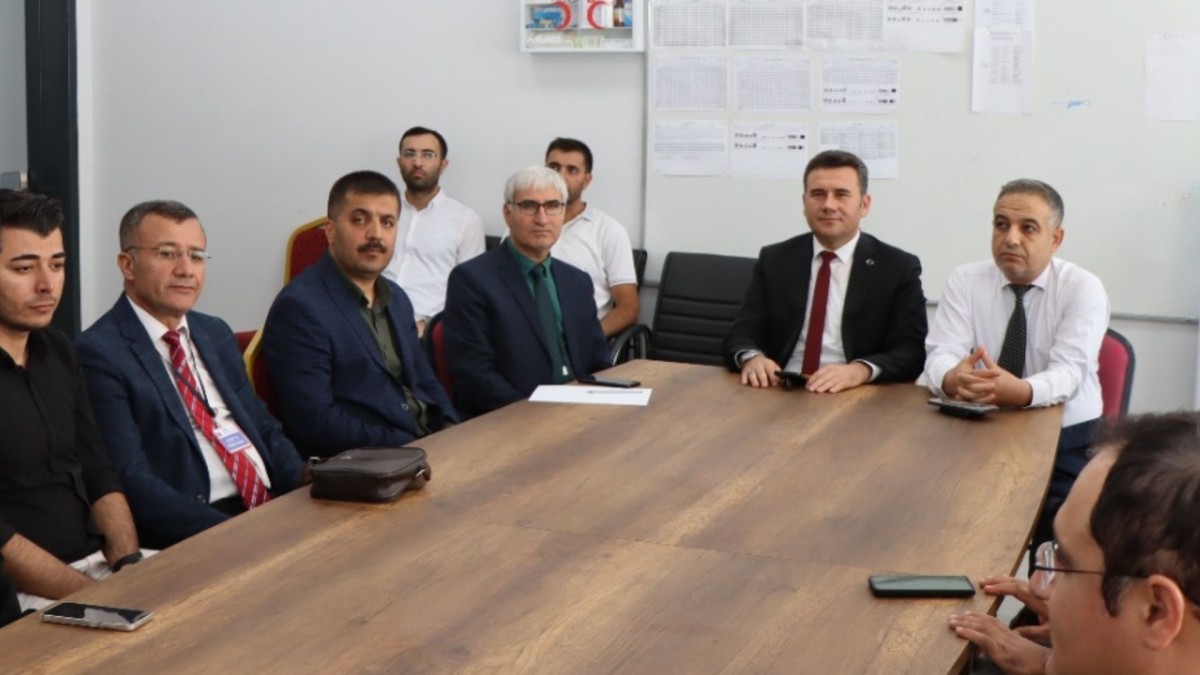 Kahta’da bilgiye açılan yeni kapı: Hacı Mahmut Erdem Kütüphanesi açıldı