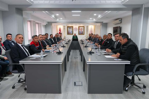 Karaman Valisi Çiçekli, Taşkın Koordinasyon Kurulu Toplantısı'na katıldı