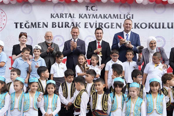 Kartal’da ilk ders zili çaldı