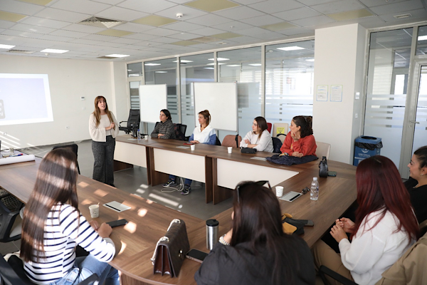 Kayapınar'da Toplumsal Cinsiyet Eşitliği Atölyesi gerçekleştirildi