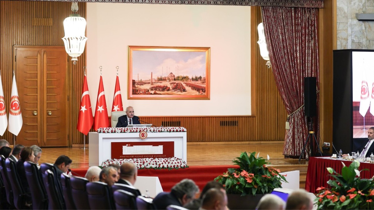 Komisyonda bu hafta akademisyenler ve STK temsilcileri dinlenecek