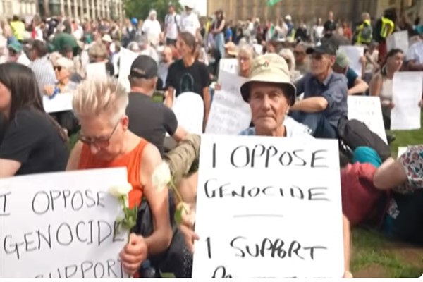 Londra'da Filistin Eylemi dayanışma mitinginde 500'e yakın kişi tutuklandı