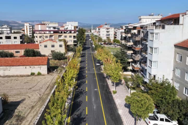 Manisa Kırkağaç’ta Sıcak Asfalt Çalışmaları Tamamlandı