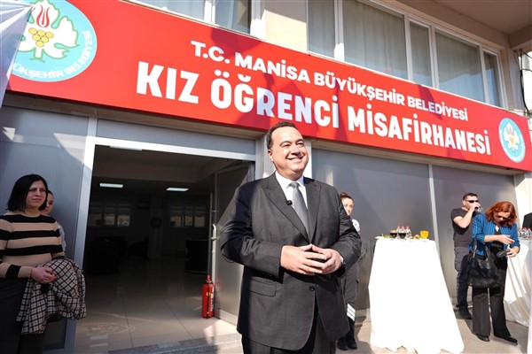 Manisa'nın ilk öğrenci yurdu açıldı