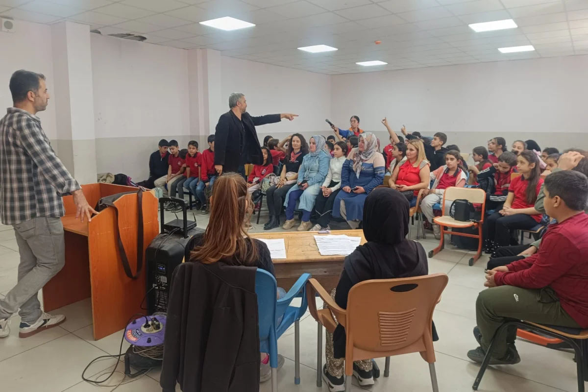 Mardin’de Genç Yazarlar Yetişiyor