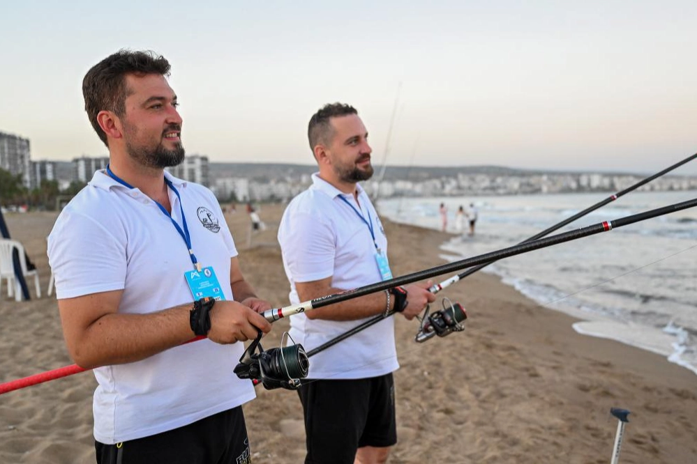 Mersin’de 8. Uluslararası Altın Kanca Balık Turnuvası Heyecanı