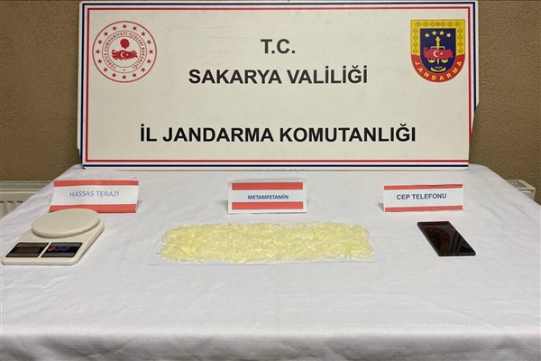 Sakarya'da uyuşturucu operasyonu: 2 tutuklama