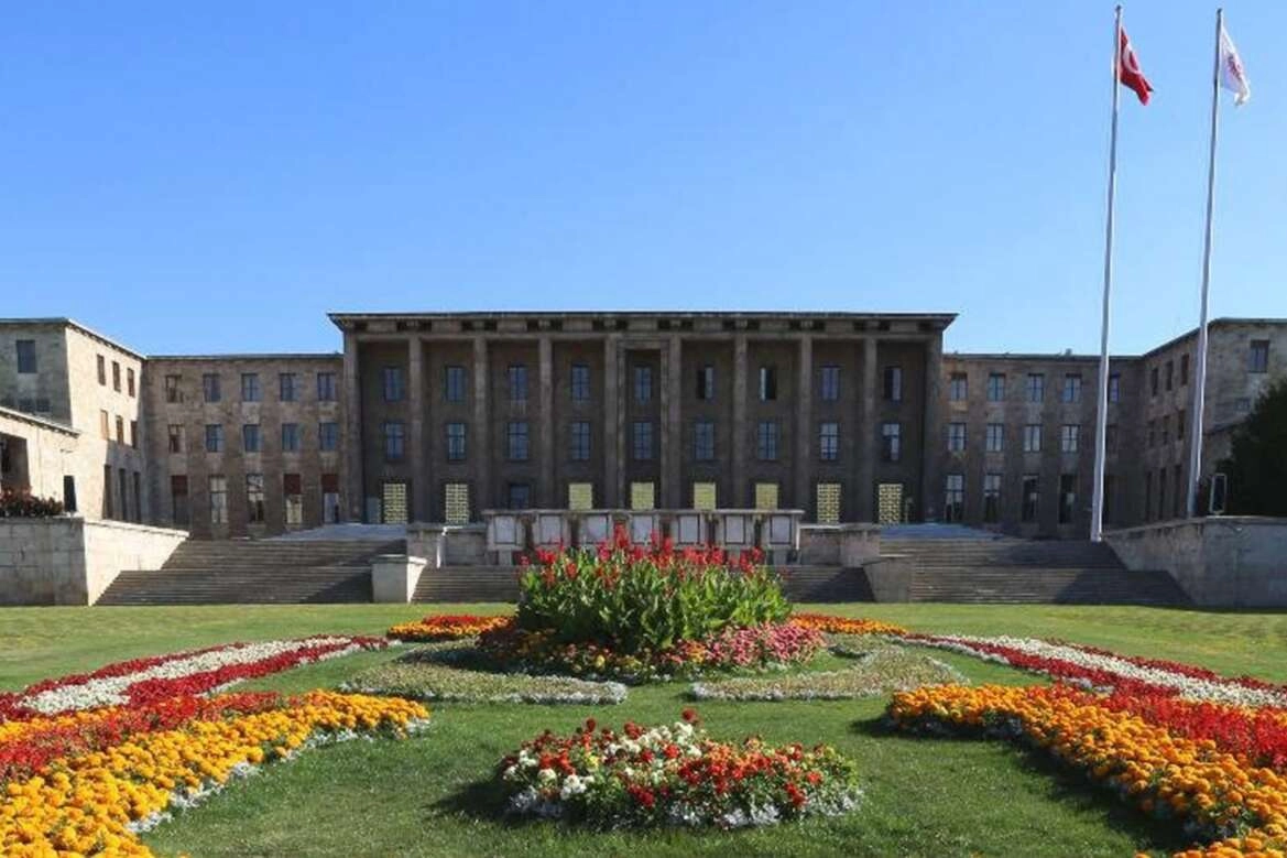 TBMM, Trafik Cezaları ve Yeni Düzenlemeler İçin Yoğun Mesaiye Başlıyor
