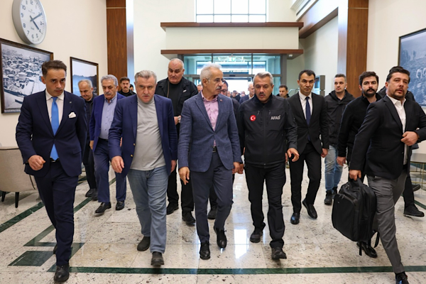 Uraloğlu ve Bak, Rize'de afet bölgelerini inceledi