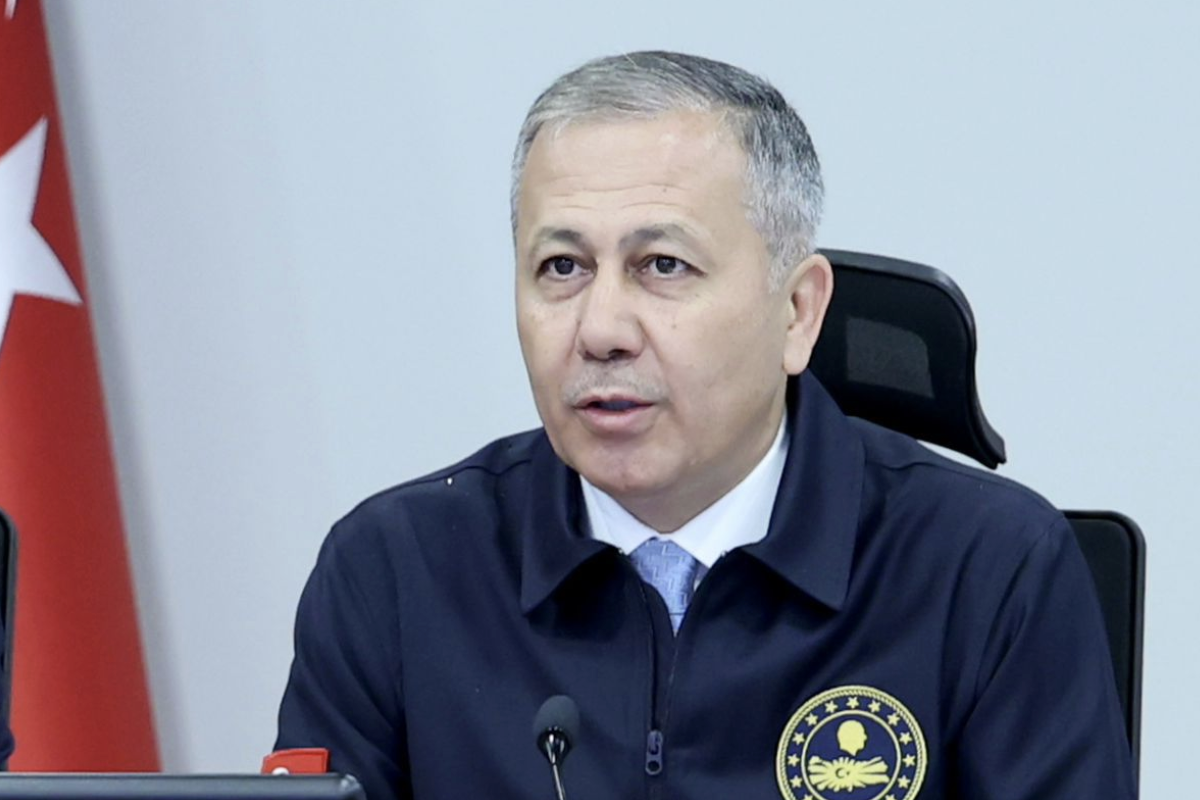 Yerlikaya, Engin Çağlar’ın trafik kazasında hayatını kaybettiğini açıkladı